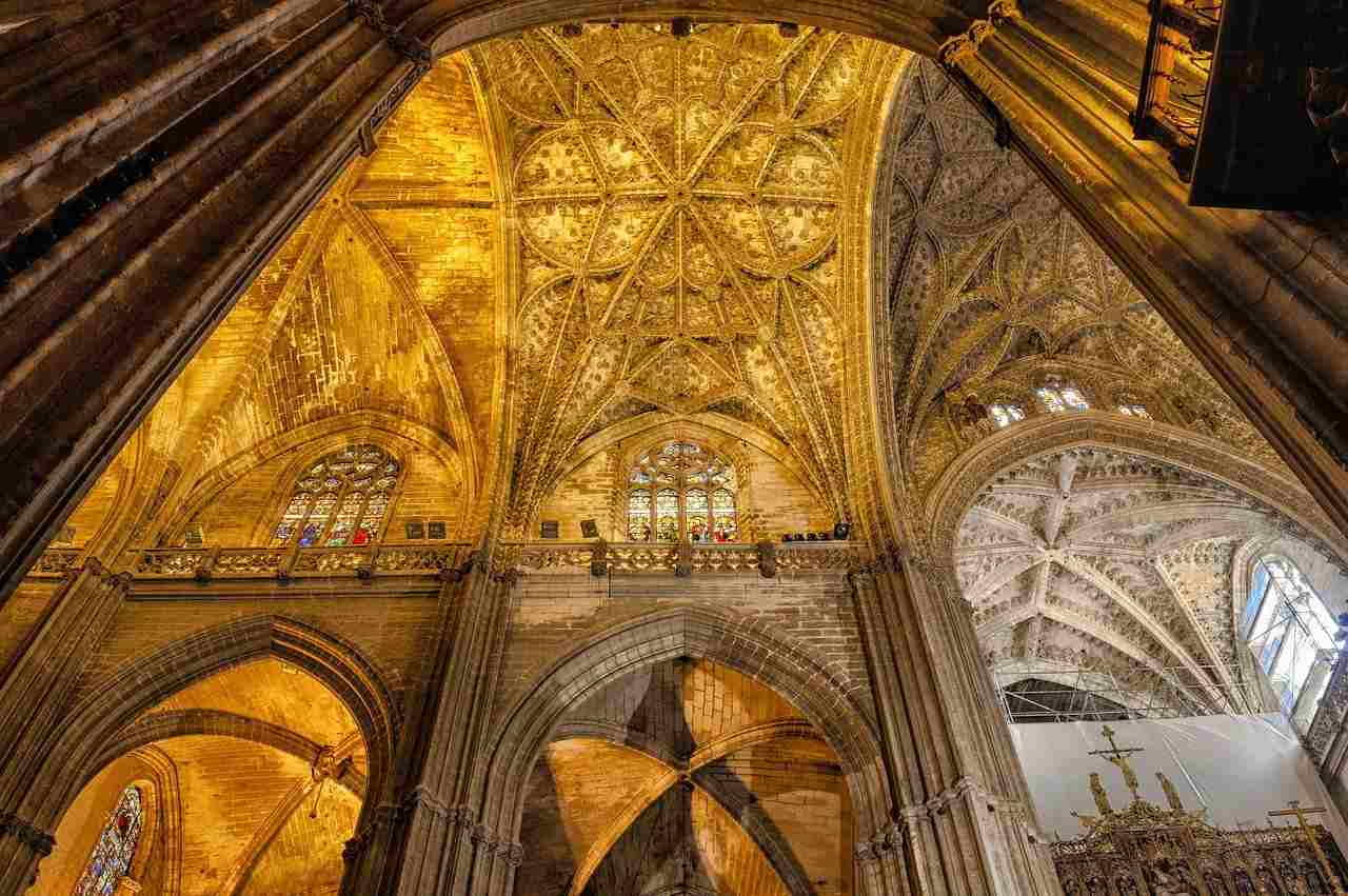 interior de la catedral de sevilla
